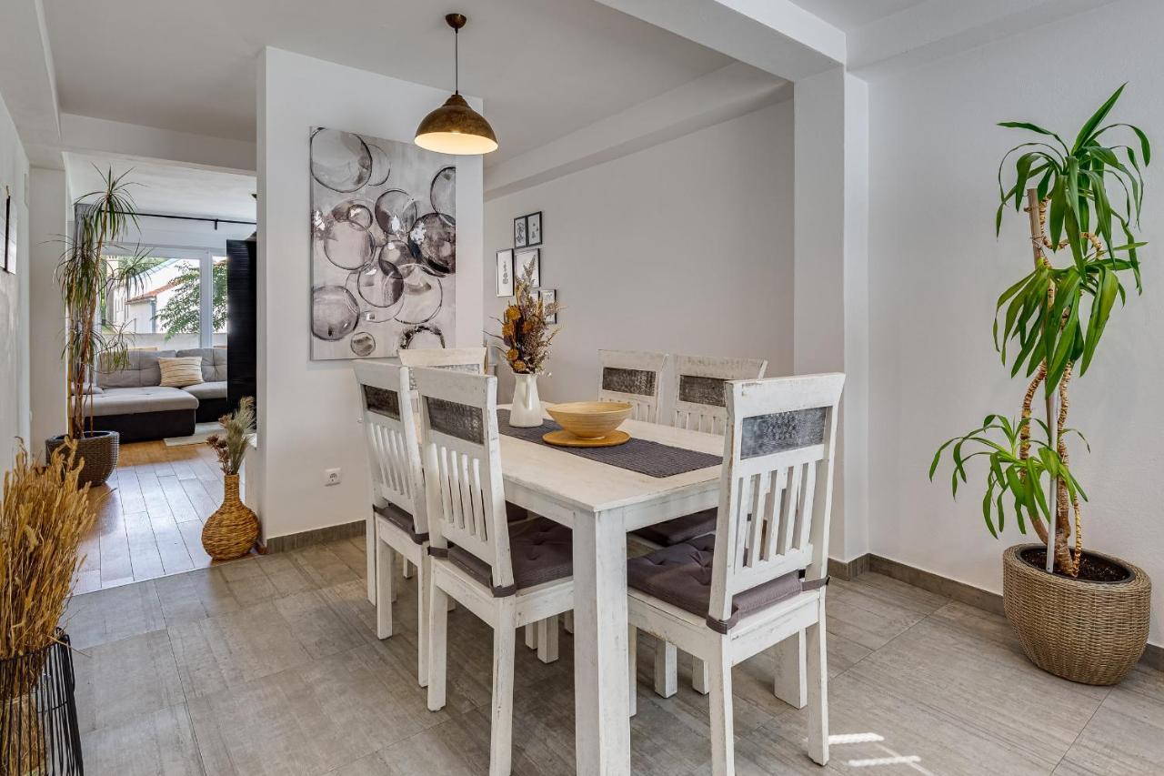 Apartments Juraj Petrčane Zewnętrze zdjęcie